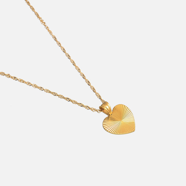 Amour Necklace